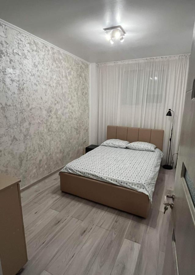 Modern & Elegant Apartament Craiova Eksteriør bilde